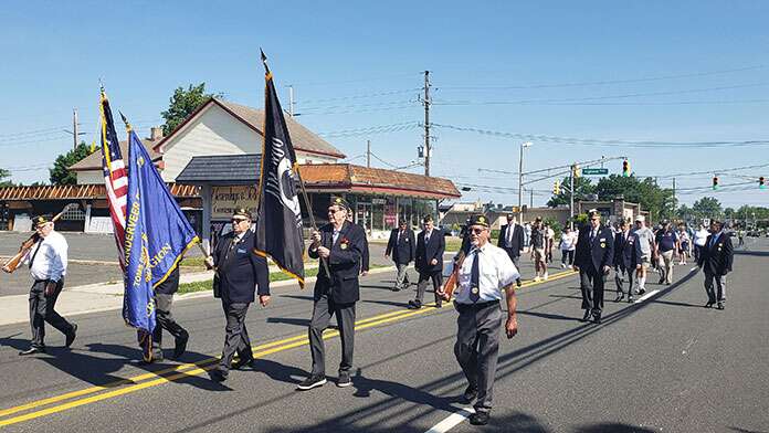 memorialdayparade1